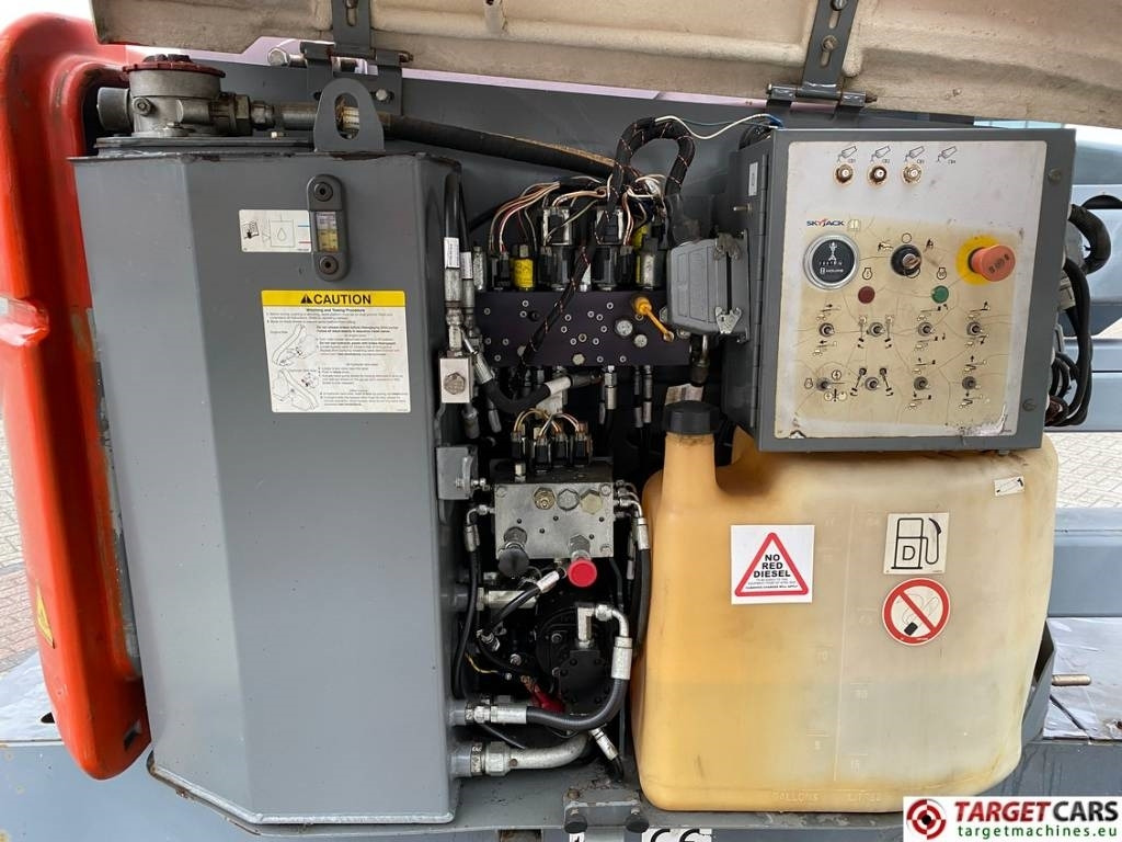 Knikarmhoogwerker SkyJack SJ51AJ Articulated 4x4 Diesel Boom Lift 1755cm: afbeelding 13