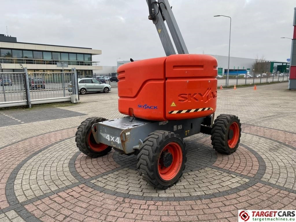 Knikarmhoogwerker SkyJack SJ51AJ Articulated 4x4 Diesel Boom Lift 1755cm: afbeelding 39