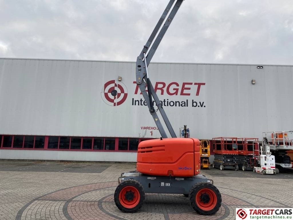 Knikarmhoogwerker SkyJack SJ51AJ Articulated 4x4 Diesel Boom Lift 1755cm: afbeelding 35