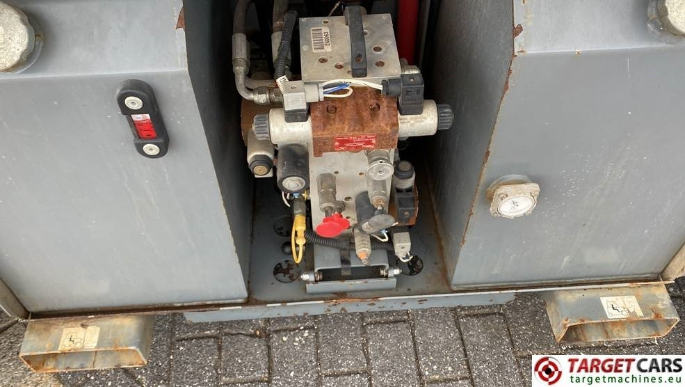 Leasing SkyJack SJ6832RT Diesel 4x4 Scissor 6832 Work Lift 1180cm  SkyJack SJ6832RT Diesel 4x4 Scissor 6832 Work Lift 1180cm: afbeelding 15