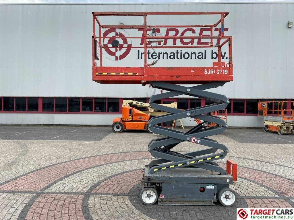 SkyJack SJIII-3219 Electric 3219 Scissor Work Lift 780cm - Schaarlift: afbeelding 5 SkyJack SJIII-3219 Electric 3219 Scissor Work Lift 780cm - Schaarlift: afbeelding 5