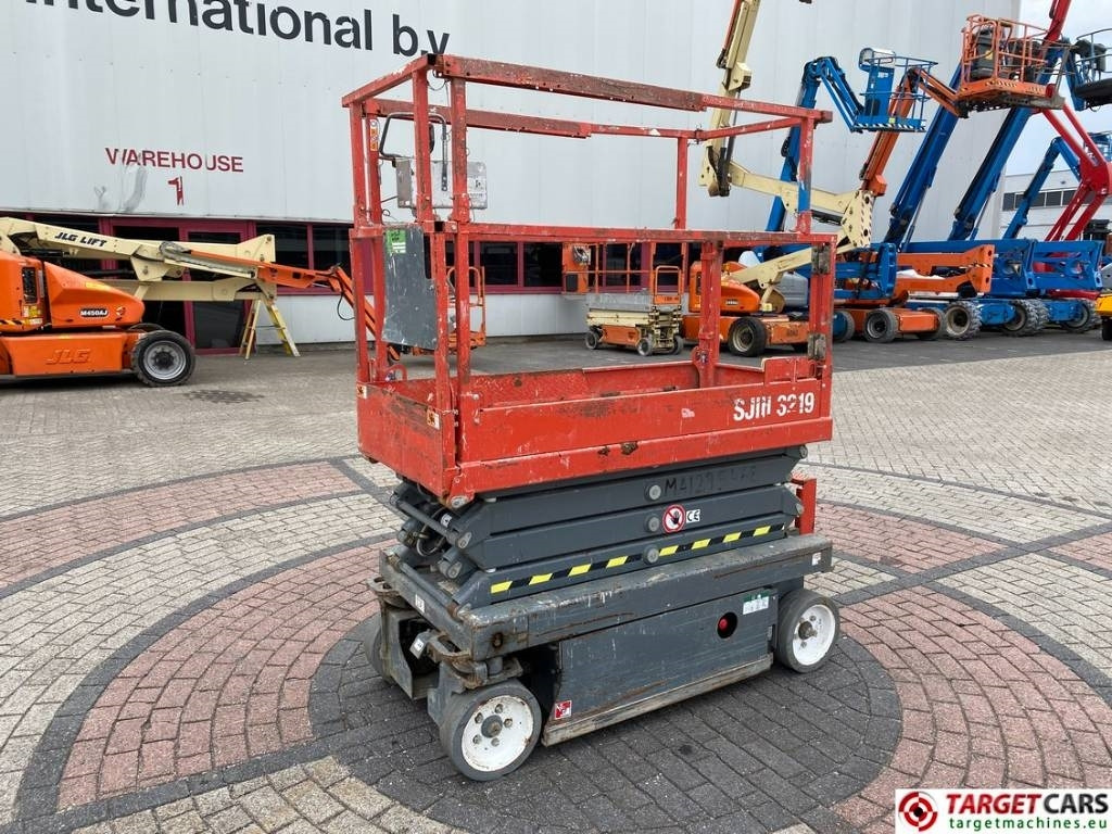 SkyJack SJIII-3219 Electric 3219 Scissor Work Lift 780cm - Schaarlift: afbeelding 1 SkyJack SJIII-3219 Electric 3219 Scissor Work Lift 780cm - Schaarlift: afbeelding 1