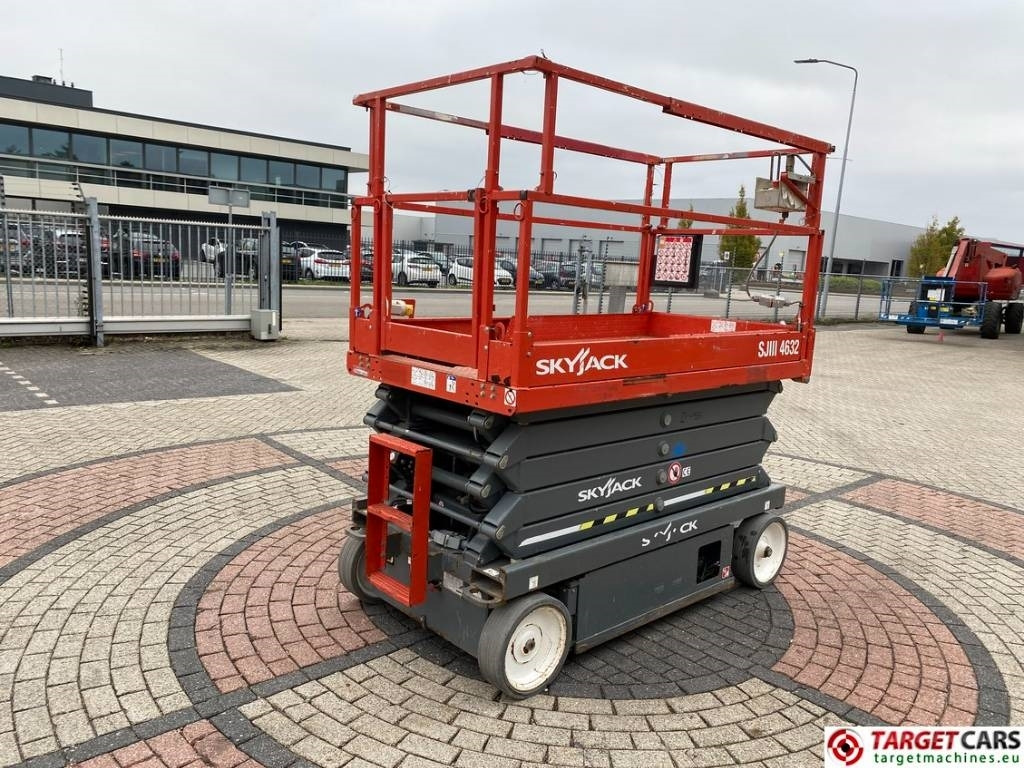 SkyJack SJIII-4632 Electric 4632 Scissor Work Lift 1170cm  - Schaarlift: afbeelding 3 SkyJack SJIII-4632 Electric 4632 Scissor Work Lift 1170cm  - Schaarlift: afbeelding 3