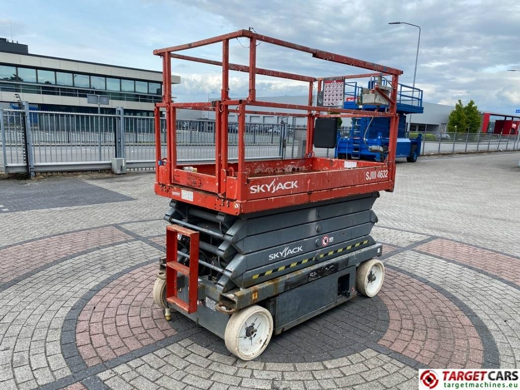 SkyJack SJIII-4632 Electric 4632 Scissor Work Lift 1170cm - Schaarlift: afbeelding 3 SkyJack SJIII-4632 Electric 4632 Scissor Work Lift 1170cm - Schaarlift: afbeelding 3