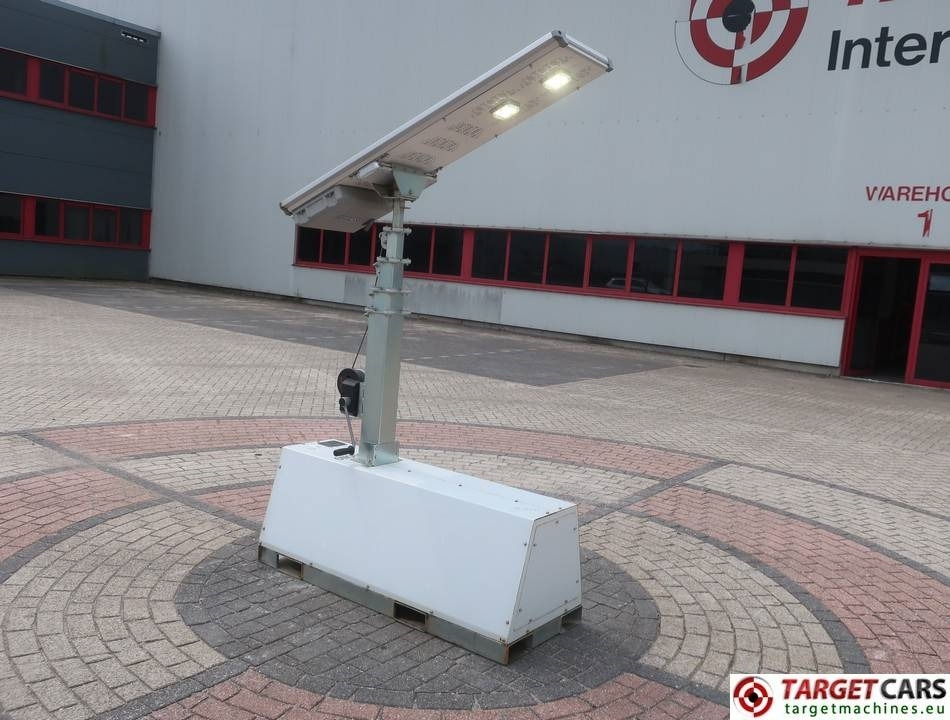 Trime X-Polar Solar Panel 50W Led Tower Light - Lichtmast: afbeelding 4 Trime X-Polar Solar Panel 50W Led Tower Light - Lichtmast: afbeelding 4