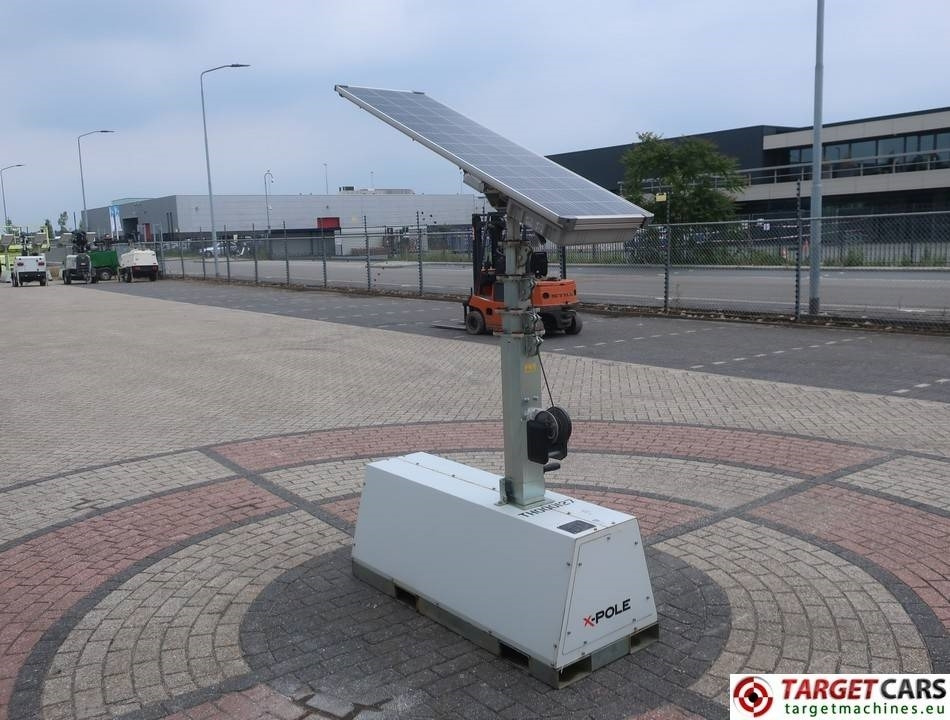 Trime X-Pole Solar Panel 50W Led Tower Light - Lichtmast: afbeelding 2 Trime X-Pole Solar Panel 50W Led Tower Light - Lichtmast: afbeelding 2