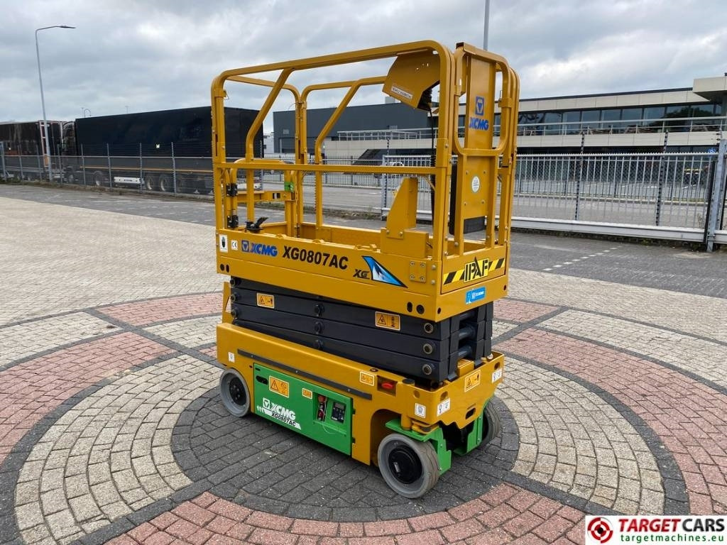 XCMG XG0807AC Electric LI-ION Lithium ScissorLift 780cm - Schaarlift: afbeelding 2 XCMG XG0807AC Electric LI-ION Lithium ScissorLift 780cm - Schaarlift: afbeelding 2