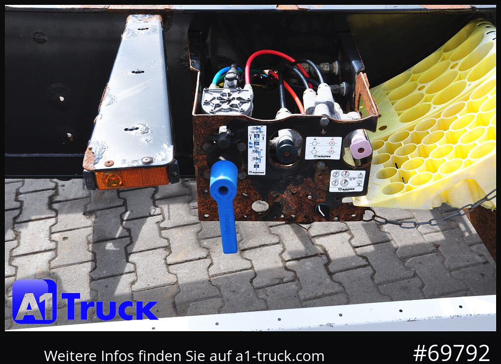 KRONE SDC, Containerchassis, 2x20/30/40 - Containertransporter/ Wissellaadbak oplegger: afbeelding 3 KRONE SDC, Containerchassis, 2x20/30/40 - Containertransporter/ Wissellaadbak oplegger: afbeelding 3