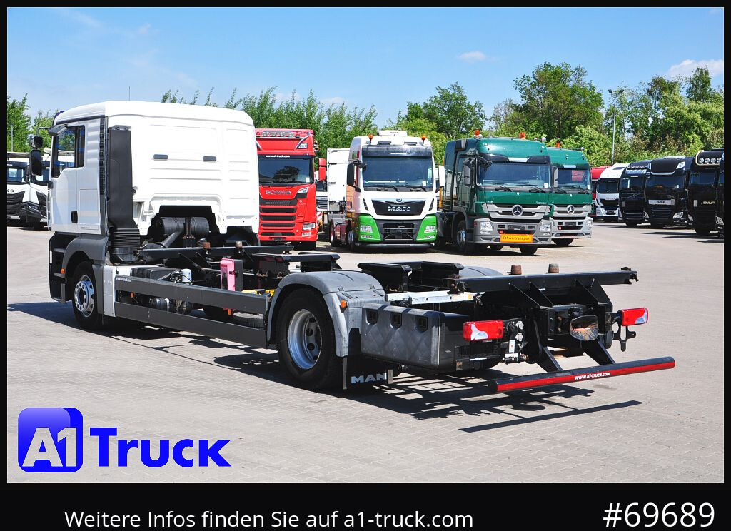 Leasing MAN TGA 18,360, BDF, 7,45, 5 Sitzer, 190 tkm MAN TGA 18,360, BDF, 7,45, 5 Sitzer, 190 tkm: afbeelding 11