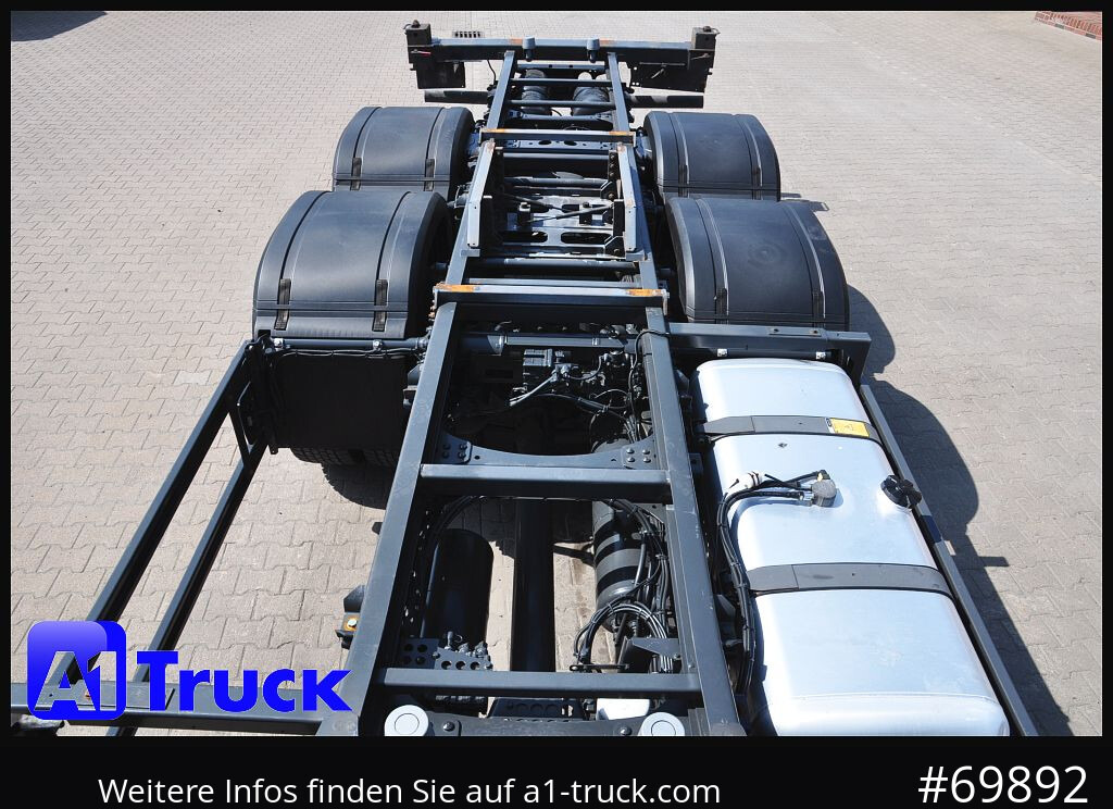 MERCEDES-BENZ 2545, Multi BDF, Wechsler, 7.45-7.82, MIDI, LIftachse - Containertransporter/ Wissellaadbak vrachtwagen: afbeelding 3 MERCEDES-BENZ 2545, Multi BDF, Wechsler, 7.45-7.82, MIDI, LIftachse - Containertransporter/ Wissellaadbak vrachtwagen: afbeelding 3