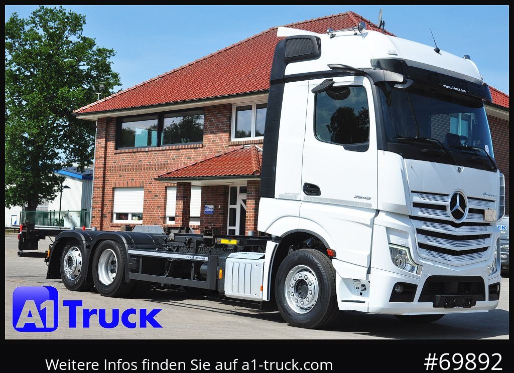 MERCEDES-BENZ 2548, Multi BDF, Wechsler, 7.45-7.82, MIDI, LIftachse - Containertransporter/ Wissellaadbak vrachtwagen: afbeelding 1 MERCEDES-BENZ 2548, Multi BDF, Wechsler, 7.45-7.82, MIDI, LIftachse - Containertransporter/ Wissellaadbak vrachtwagen: afbeelding 1
