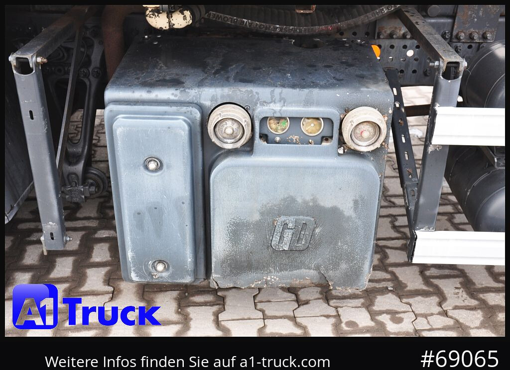 MERCEDES-BENZ Antos 2640, Silo 31m³, Futter Heitling 4 KA - Tankwagen: afbeelding 2 MERCEDES-BENZ Antos 2640, Silo 31m³, Futter Heitling 4 KA - Tankwagen: afbeelding 2