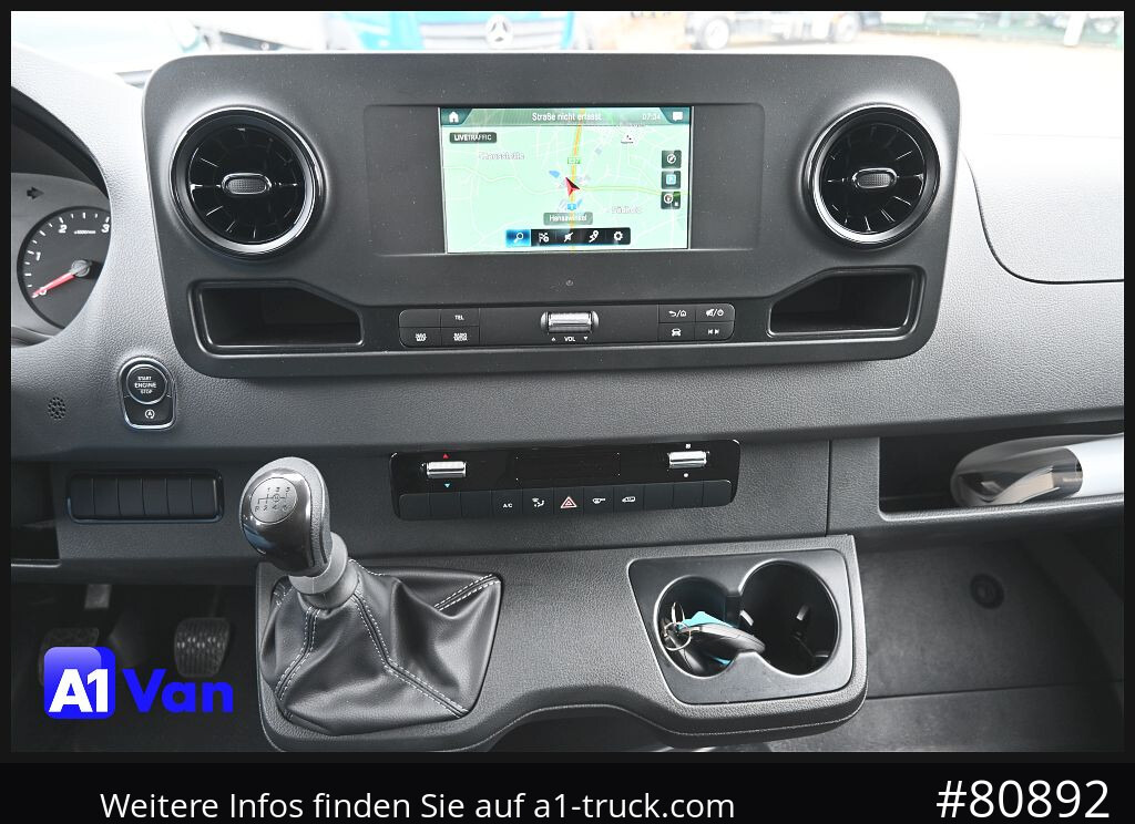 MERCEDES-BENZ Sprinter 317 CDI Fahrgestell, NEU, Klima, Tempomat, 3-Sitzer - Chassis vrachtwagen: afbeelding 3 MERCEDES-BENZ Sprinter 317 CDI Fahrgestell, NEU, Klima, Tempomat, 3-Sitzer - Chassis vrachtwagen: afbeelding 3