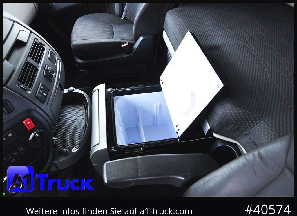 DAF XF 530 SSC, Volumen, vers.Sattelplatte, Intarder, Standklima, - Trekker: afbeelding 4 DAF XF 530 SSC, Volumen, vers.Sattelplatte, Intarder, Standklima, - Trekker: afbeelding 4