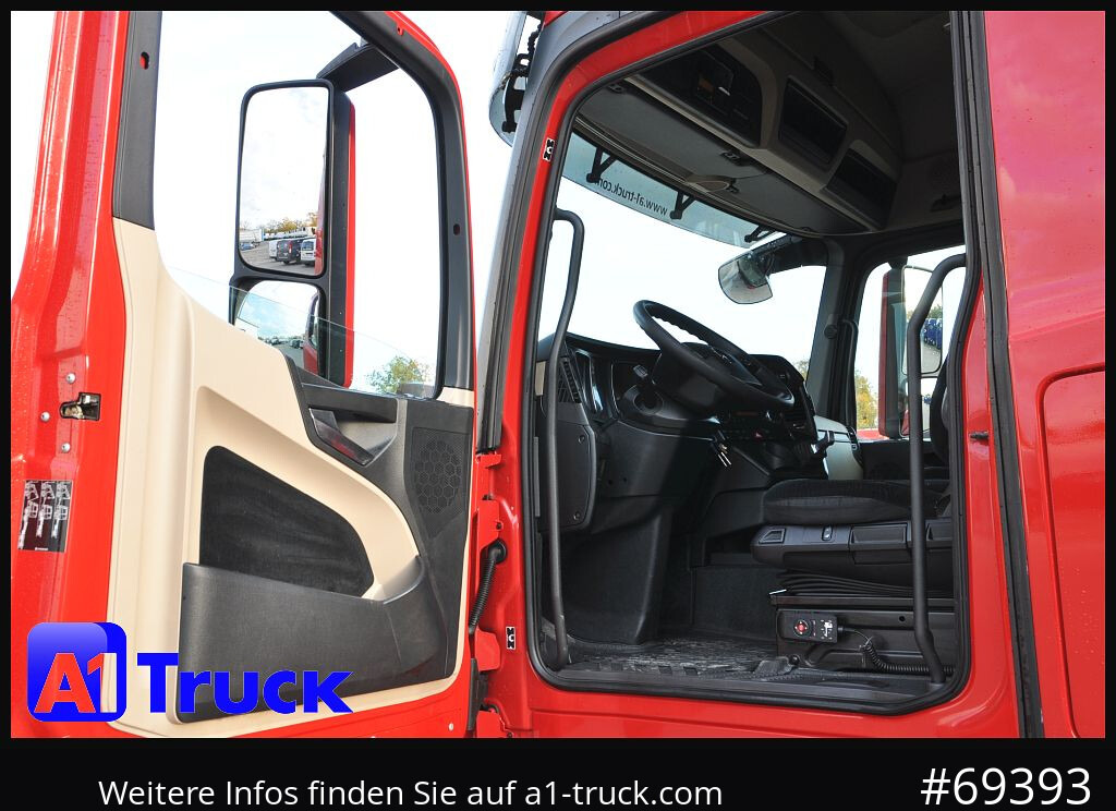 MERCEDES-BENZ Actros 1832, Lowliner, 1 Vorbesitzer - Trekker: afbeelding 5 MERCEDES-BENZ Actros 1832, Lowliner, 1 Vorbesitzer - Trekker: afbeelding 5
