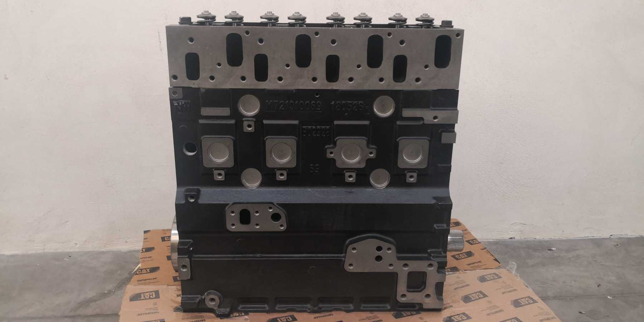 Caterpillar 3054T - Motor voor Bouwmachine: afbeelding 1 Caterpillar 3054T - Motor voor Bouwmachine: afbeelding 1