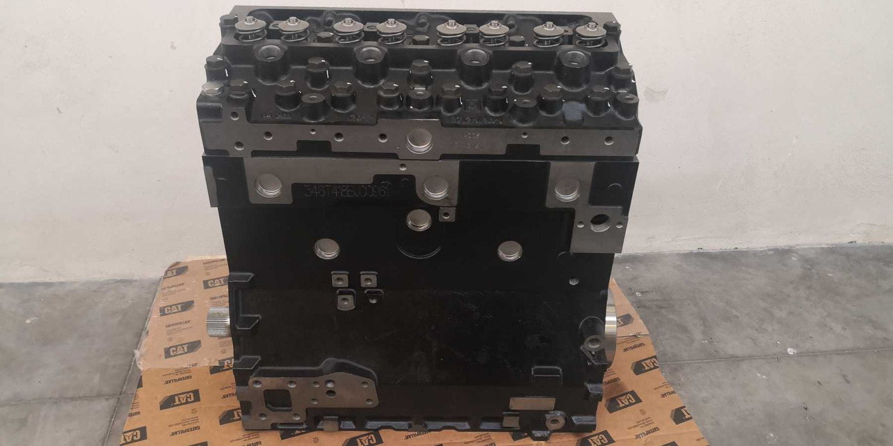 Caterpillar 3054T - Motor voor Bouwmachine: afbeelding 4 Caterpillar 3054T - Motor voor Bouwmachine: afbeelding 4