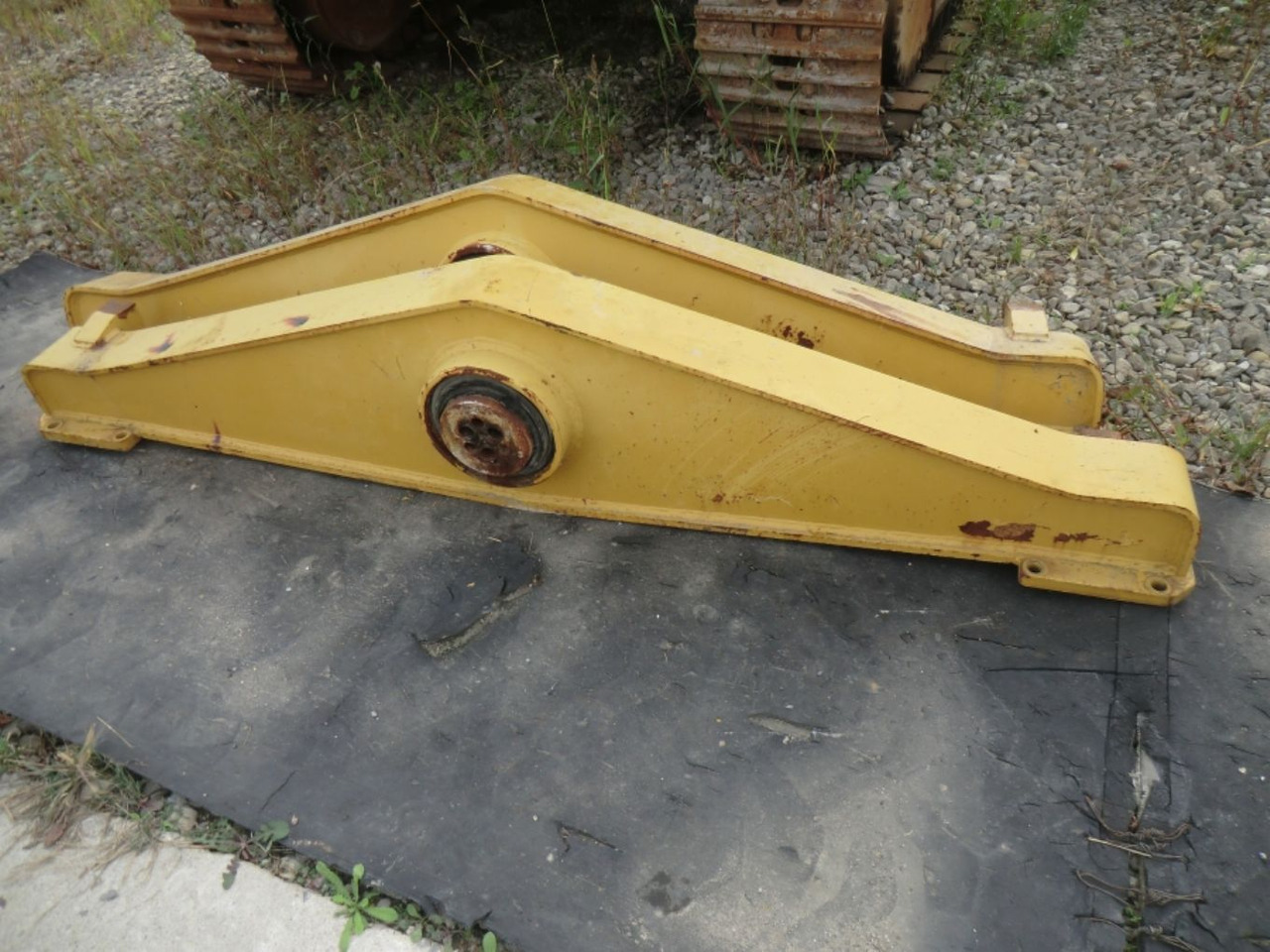 Caterpillar 735 Braccetto destro di collegamento assale centrale e posteriore. (ARM AS RH) - As en onderdelen voor Bouwmachine: afbeelding 2 Caterpillar 735 Braccetto destro di collegamento assale centrale e posteriore. (ARM AS RH) - As en onderdelen voor Bouwmachine: afbeelding 2