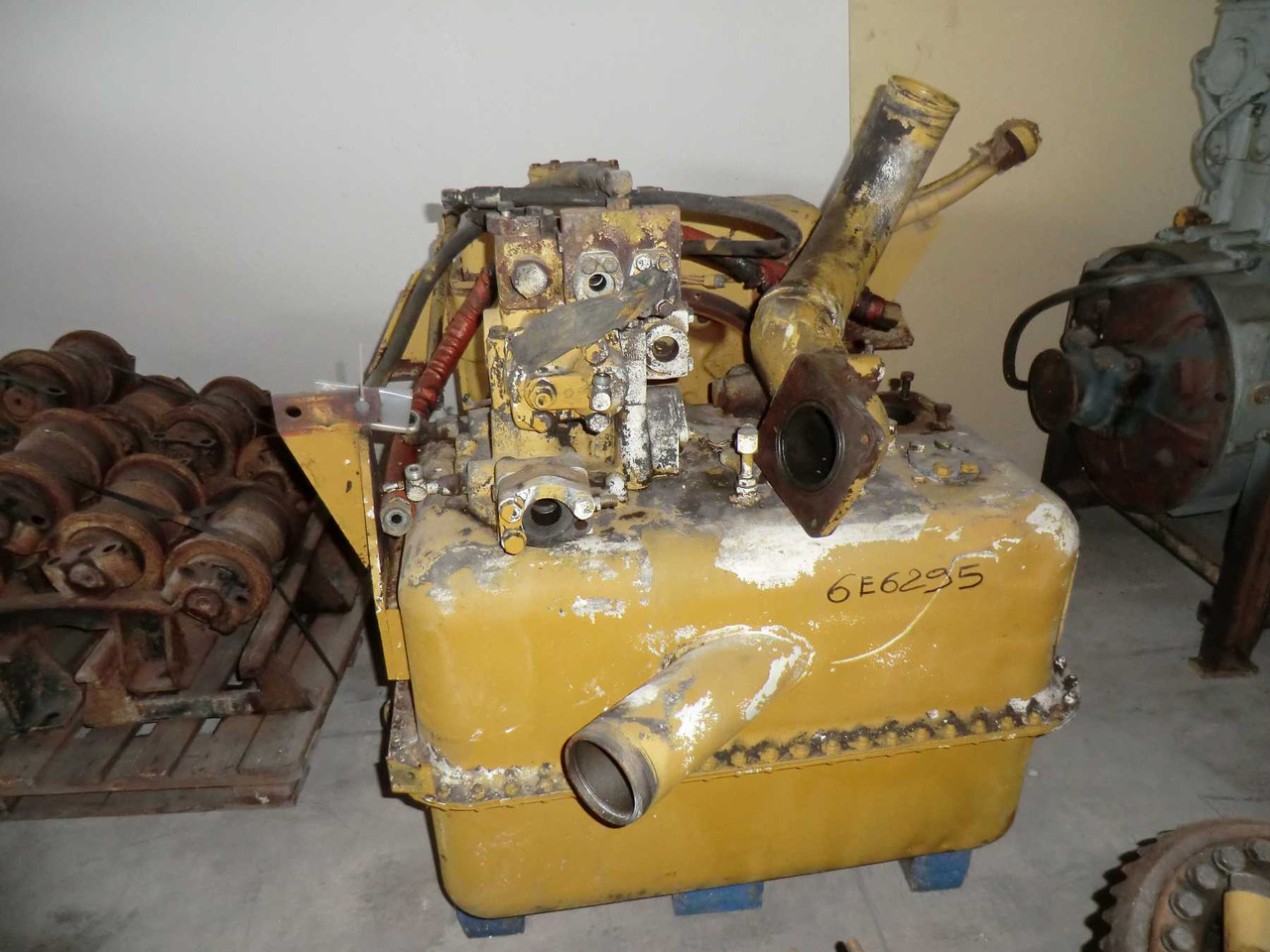 Carrosserie en exterieur voor Bouwmachine Caterpillar 966F II SERBATOIO: afbeelding 7 Carrosserie en exterieur voor Bouwmachine Caterpillar 966F II SERBATOIO: afbeelding 7