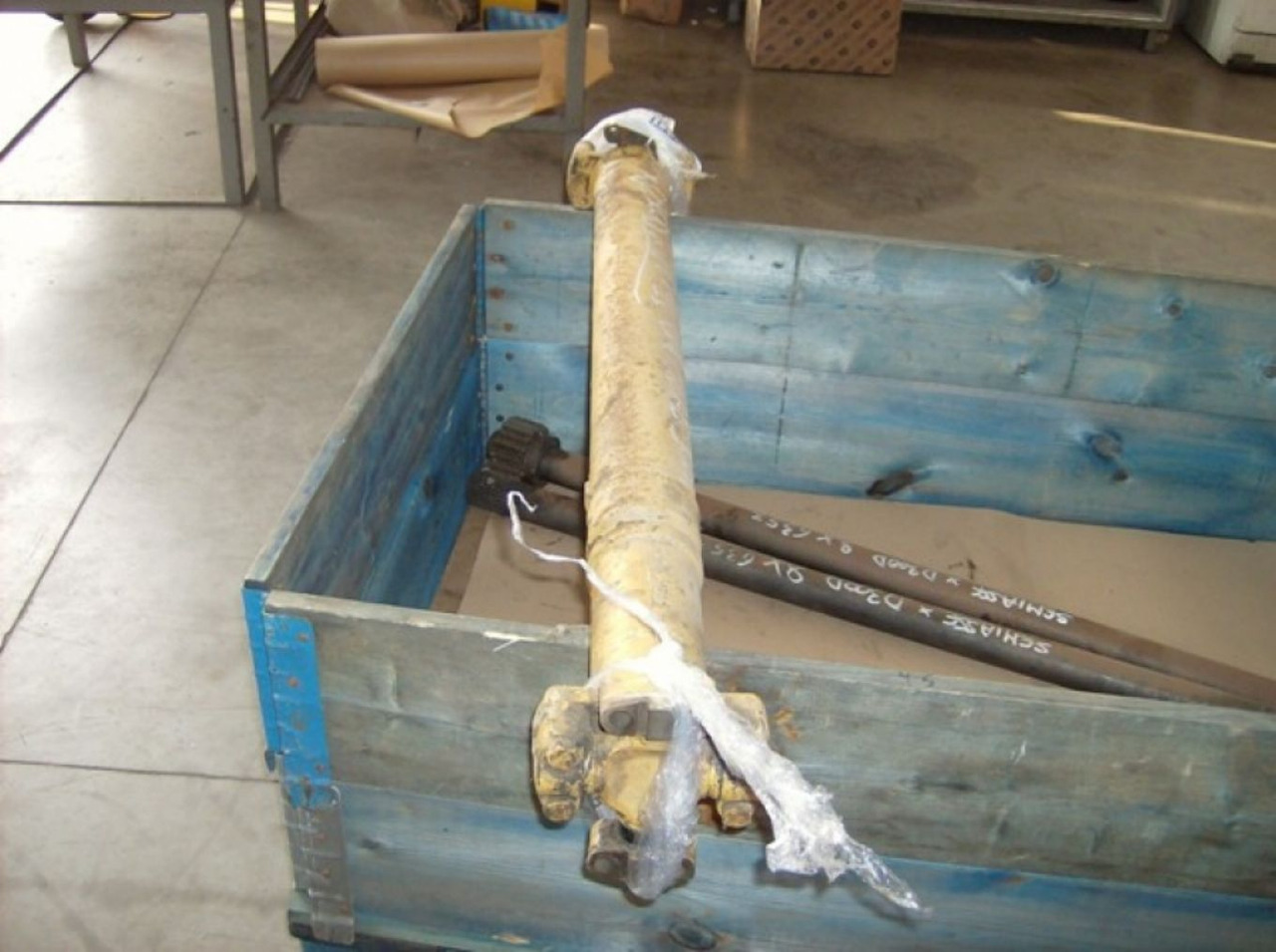 Caterpillar D300D ALBERO DI TRASMISSIONE - Aandrijfas voor Bouwmachine: afbeelding 2 Caterpillar D300D ALBERO DI TRASMISSIONE - Aandrijfas voor Bouwmachine: afbeelding 2