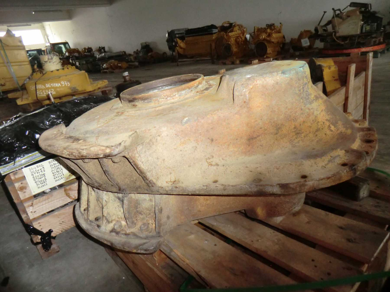 Caterpillar D7E CHITARRE - Rijwerkonderdelen voor Bouwmachine: afbeelding 4 Caterpillar D7E CHITARRE - Rijwerkonderdelen voor Bouwmachine: afbeelding 4