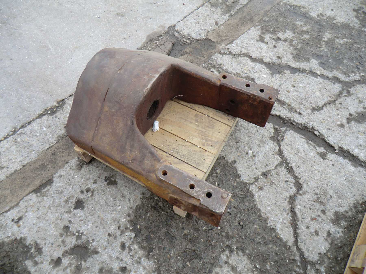 Caterpillar D9 Supporto ruota folle - Rijwerkonderdelen voor Bouwmachine: afbeelding 1 Caterpillar D9 Supporto ruota folle - Rijwerkonderdelen voor Bouwmachine: afbeelding 1