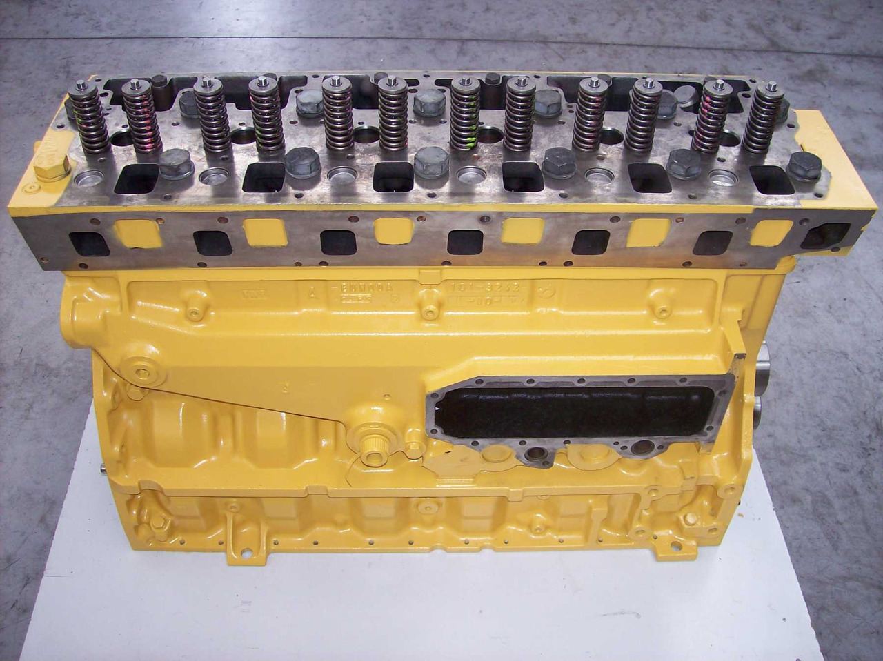 Caterpillar LONG BLOCK 3116 - Motor voor Bouwmachine: afbeelding 1 Caterpillar LONG BLOCK 3116 - Motor voor Bouwmachine: afbeelding 1