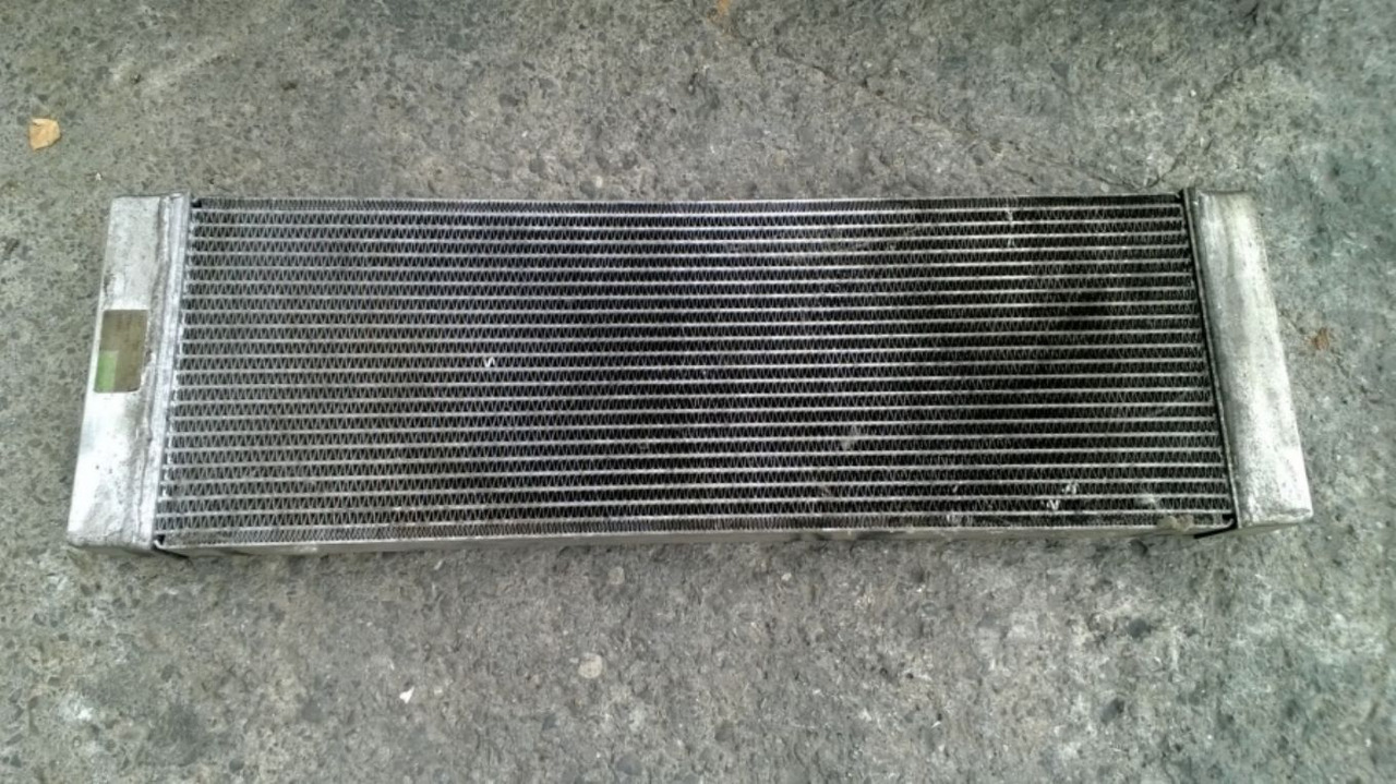 VOLVO L330E RADIATORE OLIO IDRAULICO - Koelsysteem voor Bouwmachine: afbeelding 1 VOLVO L330E RADIATORE OLIO IDRAULICO - Koelsysteem voor Bouwmachine: afbeelding 1