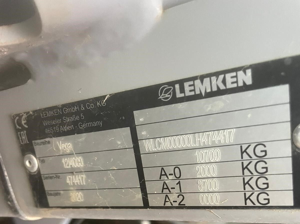 Lemken VEGA 4000 - Getrokken veldspuit: afbeelding 1 Lemken VEGA 4000 - Getrokken veldspuit: afbeelding 1