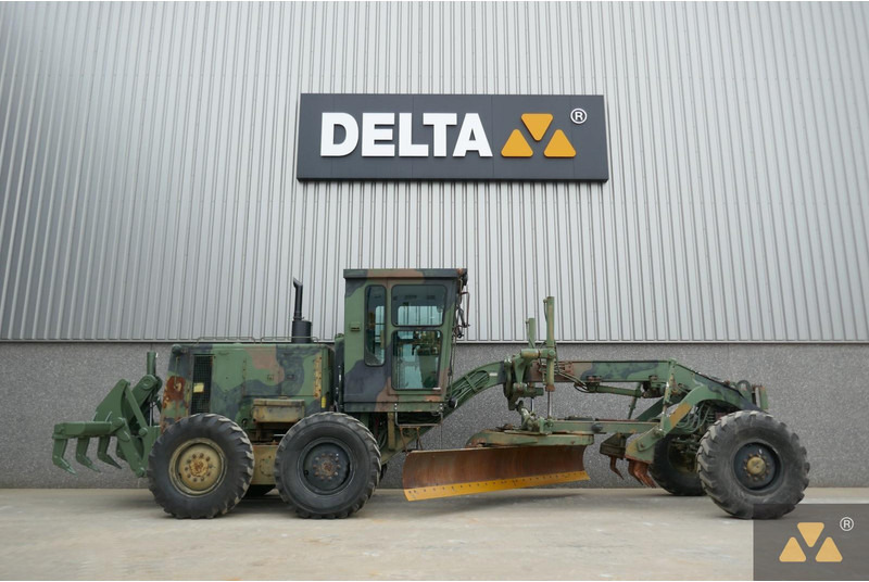 Caterpillar 130G Ex-army - Grader: afbeelding 2 Caterpillar 130G Ex-army - Grader: afbeelding 2