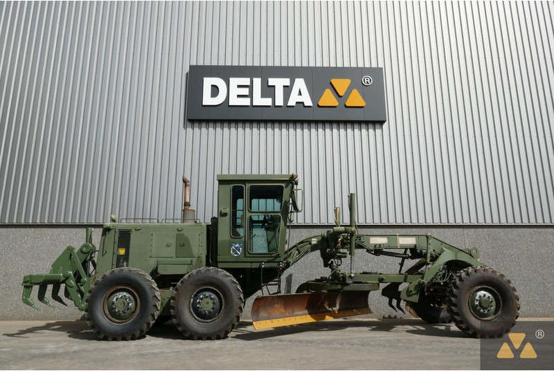 Caterpillar 130G Ex-army - Grader: afbeelding 2 Caterpillar 130G Ex-army - Grader: afbeelding 2