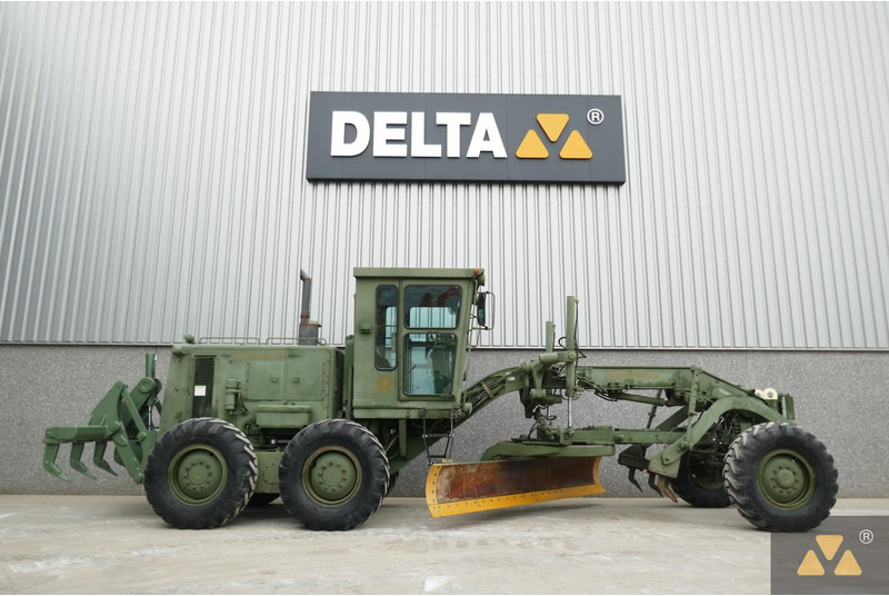 Caterpillar 130G Ex-army - Grader: afbeelding 2 Caterpillar 130G Ex-army - Grader: afbeelding 2