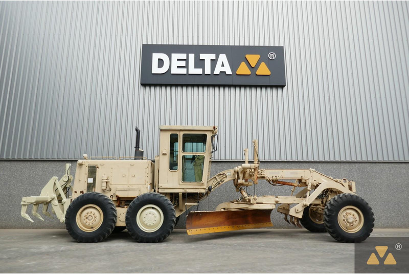 Caterpillar 130G Ex-army - Grader: afbeelding 2 Caterpillar 130G Ex-army - Grader: afbeelding 2