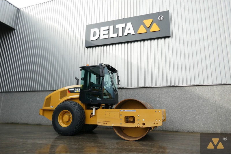 Caterpillar CS66B - Wals: afbeelding 3 Caterpillar CS66B - Wals: afbeelding 3