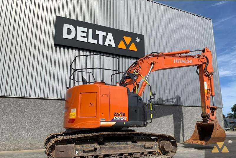 Hitachi ZX225USLC-6 - Rupsgraafmachine: afbeelding 5 Hitachi ZX225USLC-6 - Rupsgraafmachine: afbeelding 5