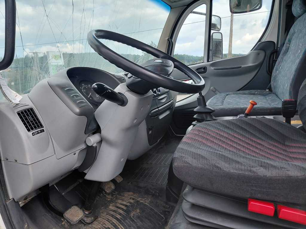 Avia D90, EURO 3, SIDES, HYDRAULIC FRONT - Schuifzeilen vrachtwagen: afbeelding 3 Avia D90, EURO 3, SIDES, HYDRAULIC FRONT - Schuifzeilen vrachtwagen: afbeelding 3