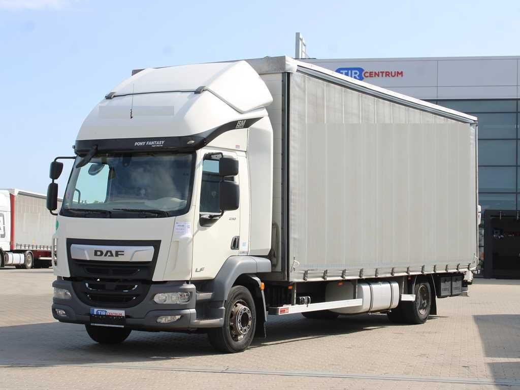 DAF LF 290 FA , EURO 6, SLEEPING CABIN - Schuifzeilen vrachtwagen: afbeelding 1 DAF LF 290 FA , EURO 6, SLEEPING CABIN - Schuifzeilen vrachtwagen: afbeelding 1