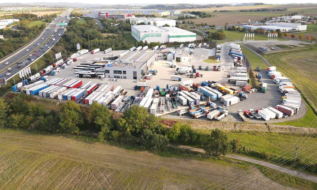 MAN TGX 24.460, EURO 6, 6X2, INDEPENDENT AIR CONDITIONING, AIR SUSPENSION - Schuifzeilen vrachtwagen: afbeelding 2 MAN TGX 24.460, EURO 6, 6X2, INDEPENDENT AIR CONDITIONING, AIR SUSPENSION - Schuifzeilen vrachtwagen: afbeelding 2