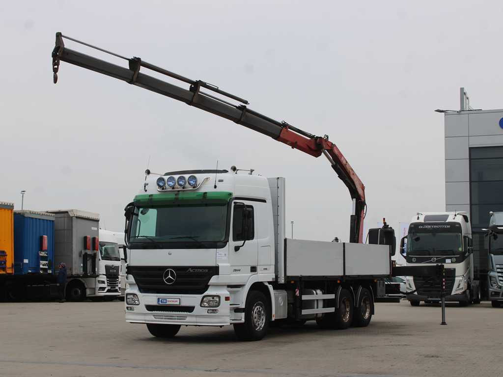Mercedes-Benz Actros 2644, 6X4, EURO 4, HYDRAULIC ARM FASSI F210 - Vrachtwagen met open laadbak, Kraanwagen: afbeelding 1 Mercedes-Benz Actros 2644, 6X4, EURO 4, HYDRAULIC ARM FASSI F210 - Vrachtwagen met open laadbak, Kraanwagen: afbeelding 1