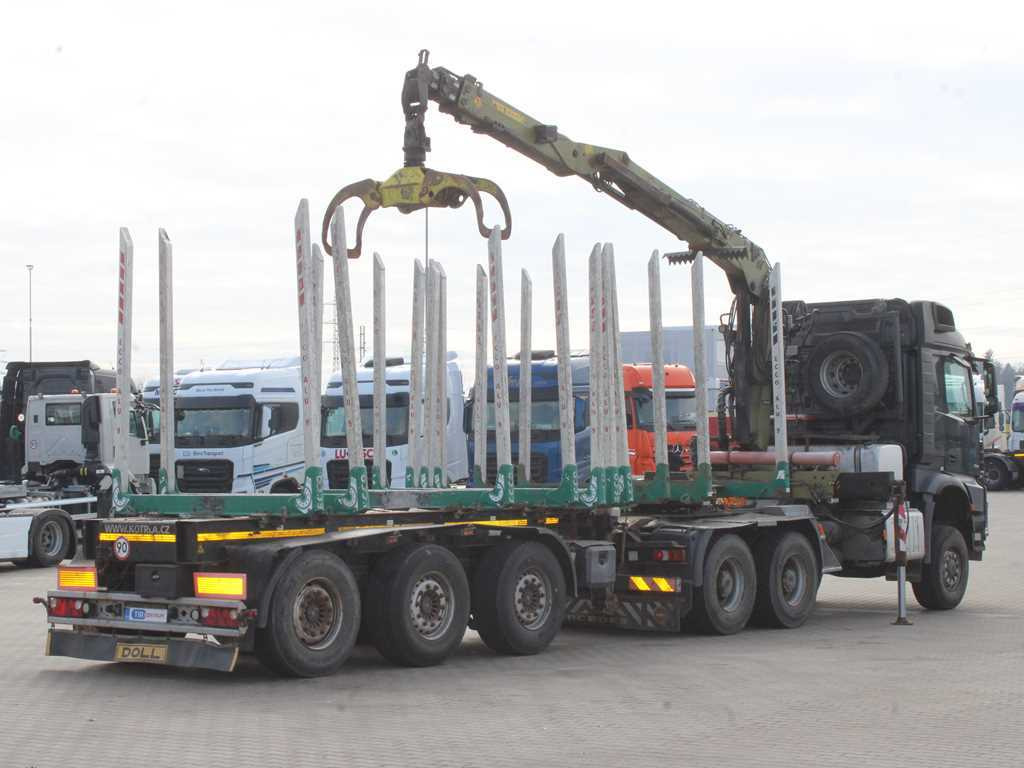 Mercedes-Benz Arocs 3351, 6x6, HYDRAULIC ARM LOGLIFT ET450, TIRES 80% + DOLL (2017) - Houttransport, Kraanwagen: afbeelding 4 Mercedes-Benz Arocs 3351, 6x6, HYDRAULIC ARM LOGLIFT ET450, TIRES 80% + DOLL (2017) - Houttransport, Kraanwagen: afbeelding 4