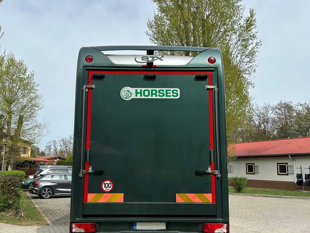 Volvo STX FL, 6 PEOPLE, 5 HORSES, CAMERA, 2X TAIL LIFT - Paardenvrachtwagen: afbeelding 3 Volvo STX FL, 6 PEOPLE, 5 HORSES, CAMERA, 2X TAIL LIFT - Paardenvrachtwagen: afbeelding 3