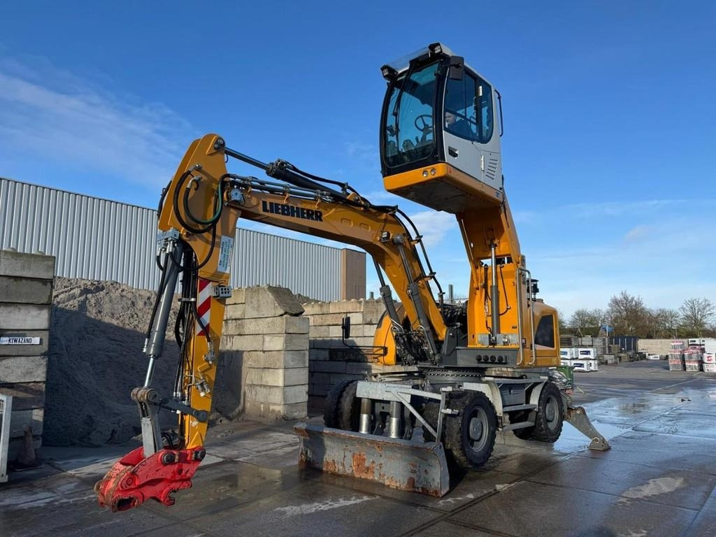 Liebherr LH 18 M - Overslagkraan: afbeelding 2 Liebherr LH 18 M - Overslagkraan: afbeelding 2