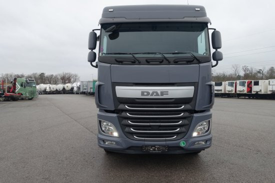 DAF FAT XF 510 mit Penz Ladekran 15Z8.70 inkl. Holzgreifer 6x4 - Houttransport: afbeelding 2 DAF FAT XF 510 mit Penz Ladekran 15Z8.70 inkl. Holzgreifer 6x4 - Houttransport: afbeelding 2