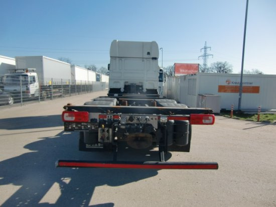 DAF XF 480 FAR BDF SSC Euro 6 Liftachse, Retarder - Containertransporter/ Wissellaadbak vrachtwagen: afbeelding 5 DAF XF 480 FAR BDF SSC Euro 6 Liftachse, Retarder - Containertransporter/ Wissellaadbak vrachtwagen: afbeelding 5