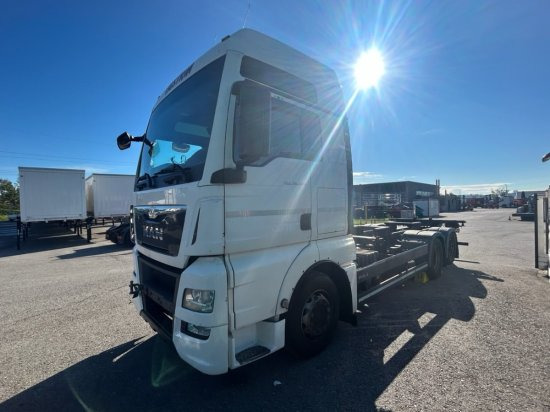 MAN TGX 26.440 BDF, XXL, Retarder, Automatik, E6, Liftachse, Motorschaden, Kurbelwellenschaden - Containertransporter/ Wissellaadbak vrachtwagen: afbeelding 3 MAN TGX 26.440 BDF, XXL, Retarder, Automatik, E6, Liftachse, Motorschaden, Kurbelwellenschaden - Containertransporter/ Wissellaadbak vrachtwagen: afbeelding 3
