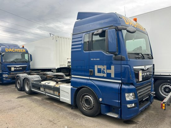 MAN TGX 26.440 XLX 6x2 Liftachse, Euro 6, Motorschaden - Containertransporter/ Wissellaadbak vrachtwagen: afbeelding 1 MAN TGX 26.440 XLX 6x2 Liftachse, Euro 6, Motorschaden - Containertransporter/ Wissellaadbak vrachtwagen: afbeelding 1