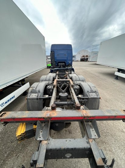MAN TGX 26.440 XLX 6x2 Liftachse, Euro 6, Retarder, Motorschaden engine damage! - Containertransporter/ Wissellaadbak vrachtwagen: afbeelding 4 MAN TGX 26.440 XLX 6x2 Liftachse, Euro 6, Retarder, Motorschaden engine damage! - Containertransporter/ Wissellaadbak vrachtwagen: afbeelding 4