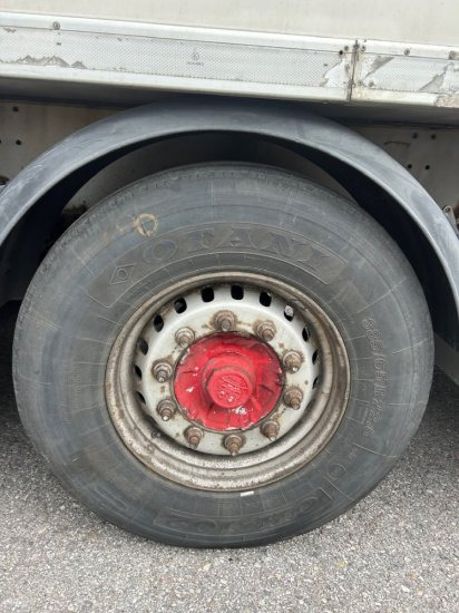 Isotherm oplegger Menci Fleischkühler Rohrbahnen, Liftachse, BPW, light weight: afbeelding 14 Isotherm oplegger Menci Fleischkühler Rohrbahnen, Liftachse, BPW, light weight: afbeelding 14