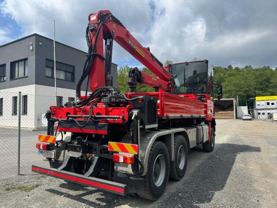 Mercedes-Benz AROCS 3552 963-2F Epsilon M100L86 Kran ? Leistungsstarker Holzladekran mit hoher Reichweite - Kraanwagen: afbeelding 4 Mercedes-Benz AROCS 3552 963-2F Epsilon M100L86 Kran ? Leistungsstarker Holzladekran mit hoher Reichweite - Kraanwagen: afbeelding 4