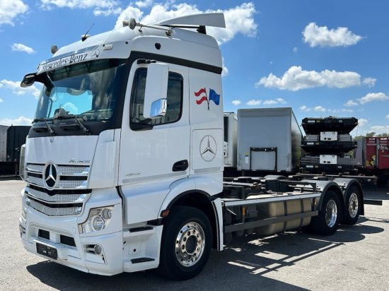 Mercedes-Benz Actros 2545 6x2 BDF E6, Retarder, Alufelgen - Containertransporter/ Wissellaadbak vrachtwagen: afbeelding 1 Mercedes-Benz Actros 2545 6x2 BDF E6, Retarder, Alufelgen - Containertransporter/ Wissellaadbak vrachtwagen: afbeelding 1